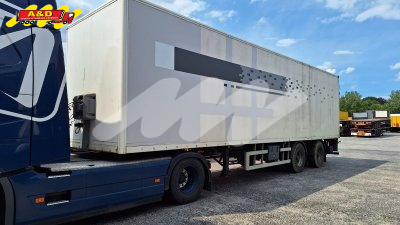 2-asser box met laadbrug en stuuras