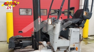 MOFFETT 4 weg - 2500 kg - top conditie - onmiddellijk beschikbaar