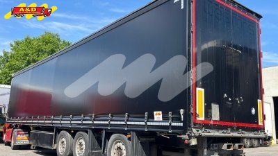 Lot van 5 stuks - meeneemheftruckaansluiting - naloop stuuras - alu velgen - galva chassis - als nieuw