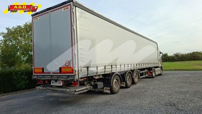 Tweedehands schuifzeiloplegger met stuuras